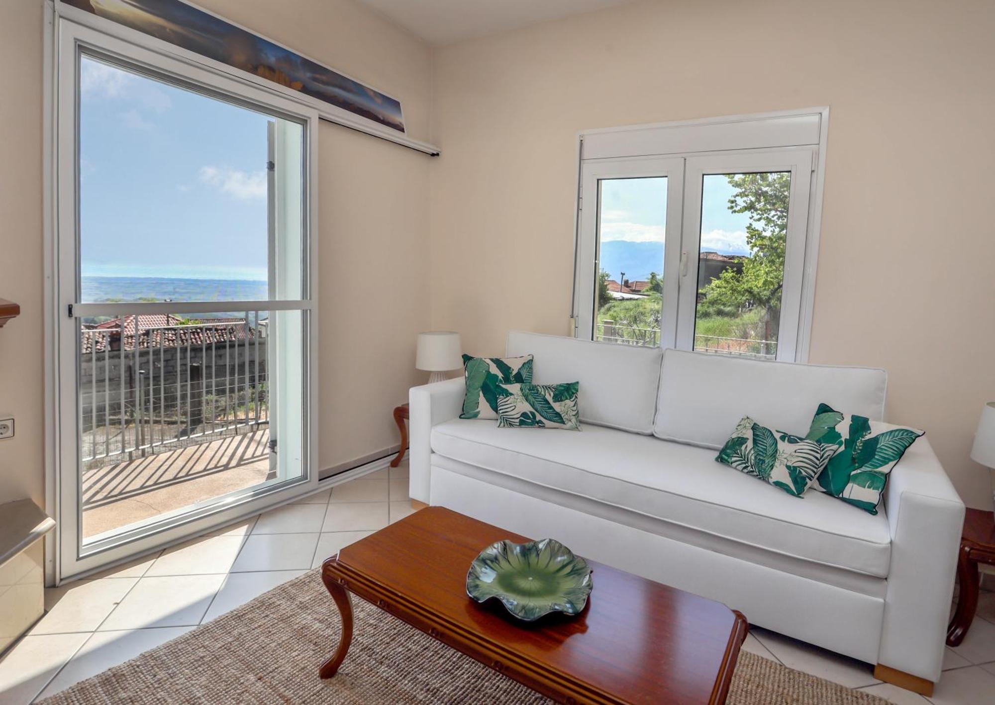 Olympus Beach Aigani Family House Экстерьер фото